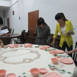 旅游管理專(zhuān)業(yè)第五屆餐飲擺臺(tái)技能大賽開(kāi)賽，助力餐飲管理服務(wù)人才培養(yǎng)